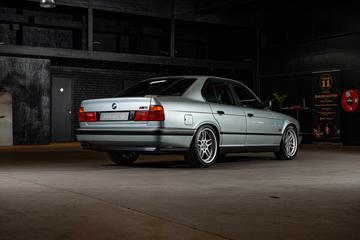 1995 BMW M5 — фото 6