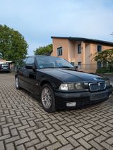 BMW 323 TI Compackt M Austattumg - BMW 323 aus 2000: Coupé