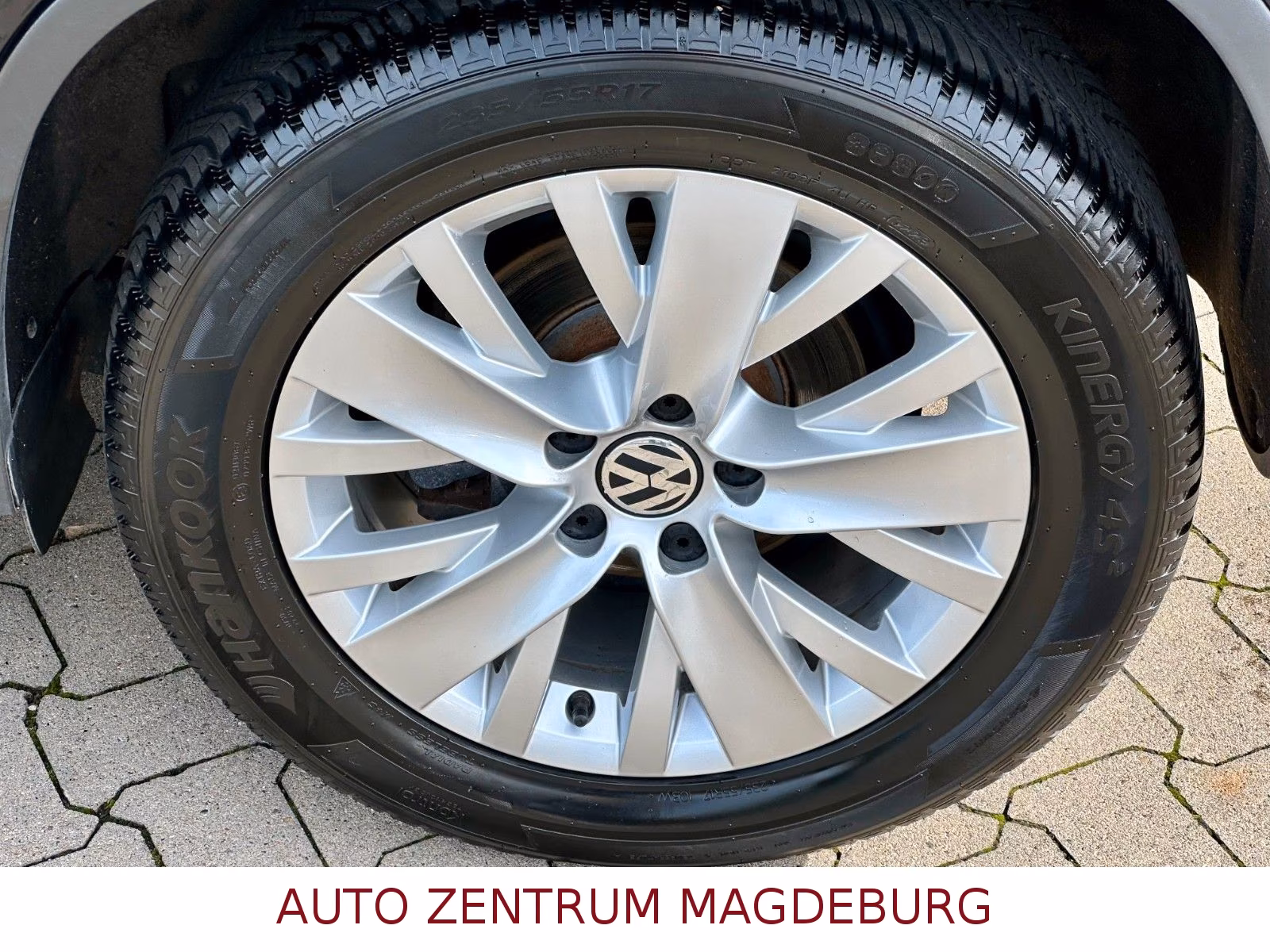 Volkswagen Tiguan Life *2.HAND*NAVI*AHK*TEMPOM.*SITZH.*PDC*