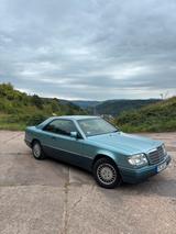 Mercedes-Benz Mercedes W124 220ce (Coupé) - Mercedes-Benz 220 aus 1993