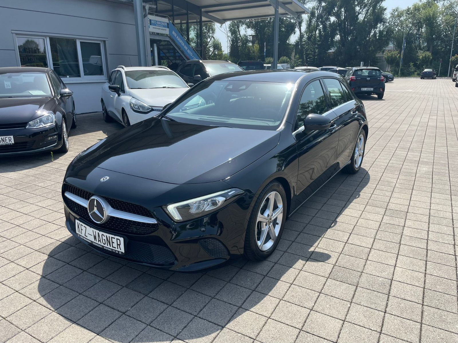 MERCEDES-BENZ A 180 d KAMERA LED DIGITAL TACHO 1.Hand