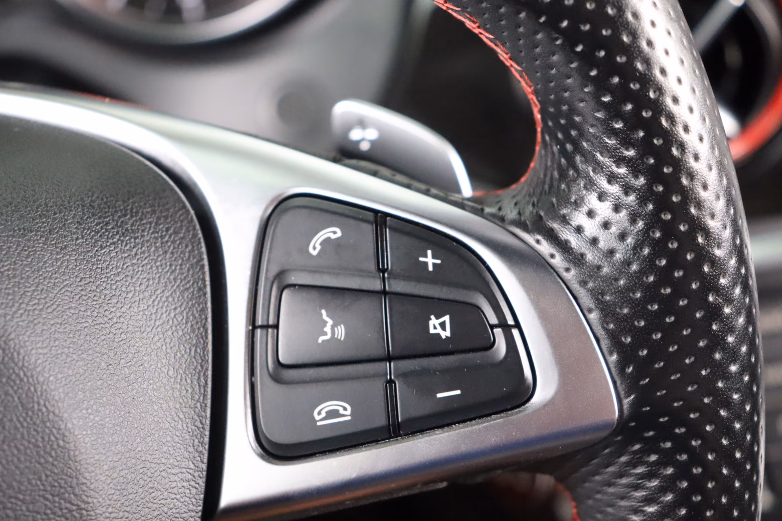 Mercedes-Benz CLA 45 AMG 4Matic Coupe * Led * Navi * Alcantara