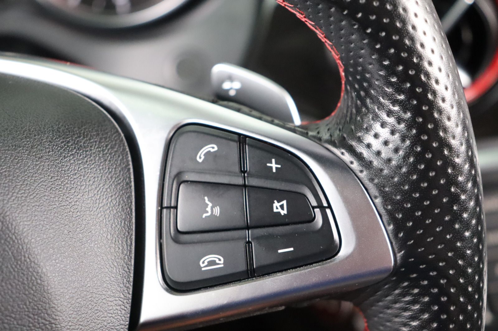 Fahrzeugabbildung Mercedes-Benz CLA 45 AMG 4Matic Coupe * Led * Navi * Alcantara