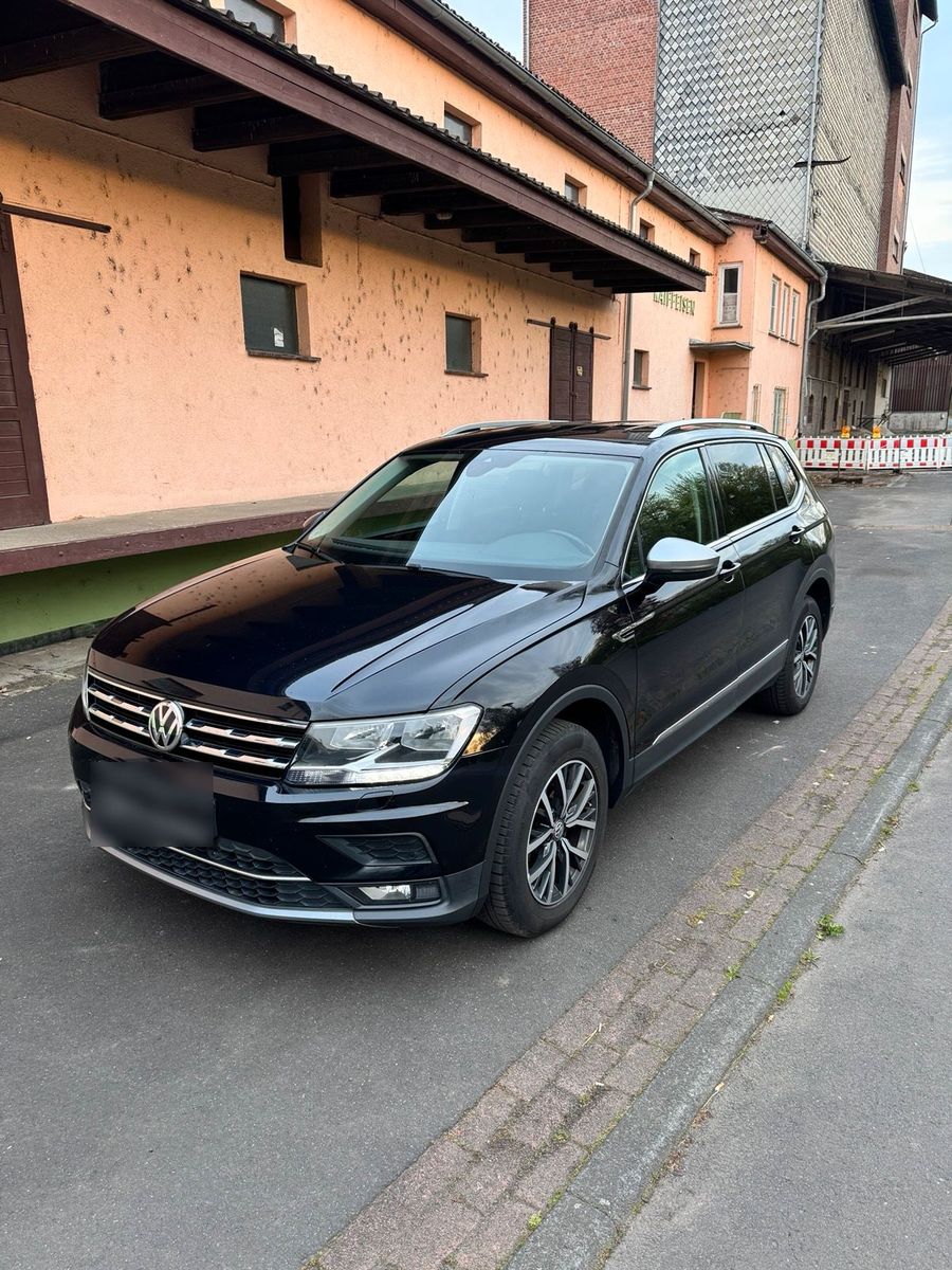 VW VW Tiguan Allspace DSG AHK