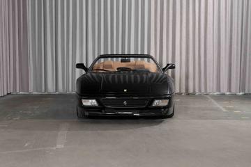 صورة 2 لـ 1995 Ferrari 348
