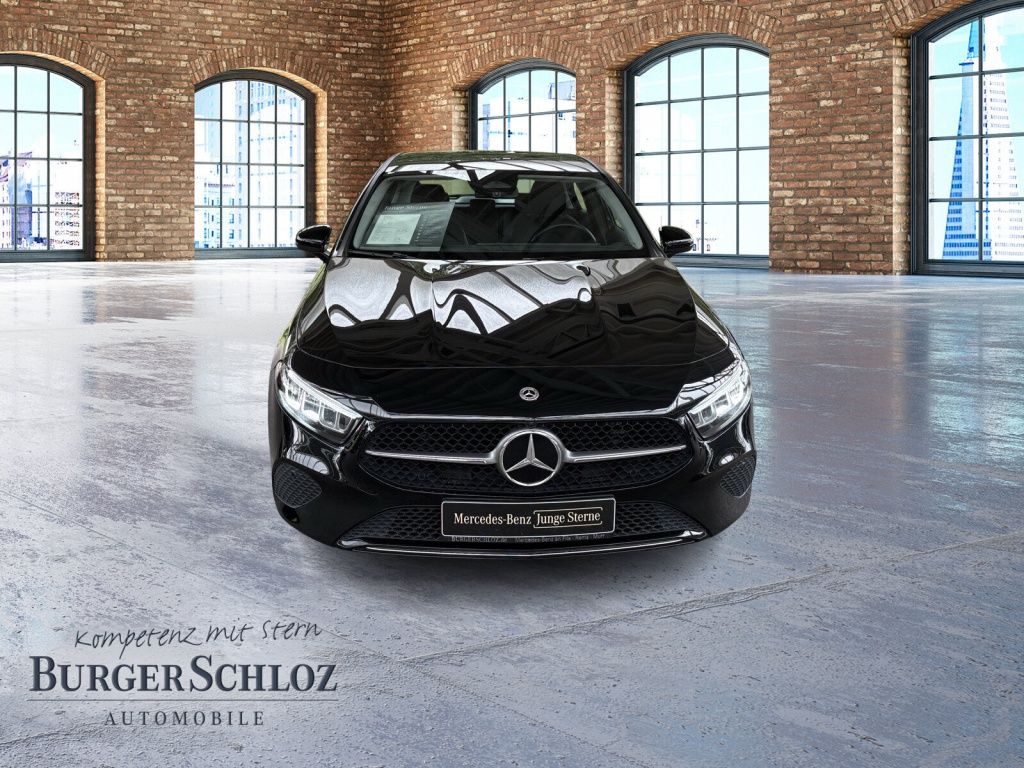 Mercedes-Benz A 180 AHK NAVI LED KAMERA foto 2