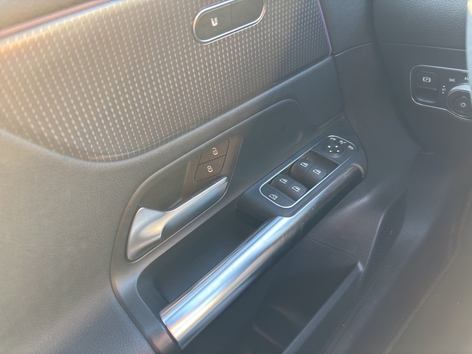 Fahrzeugabbildung Mercedes-Benz B 200 Progressive (EURO 6d)