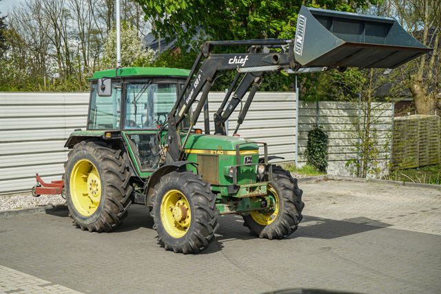 John Deere 2140 4x4 ALLRAD FRONTLADER*ANBAUTEILE*SERVOLENKU