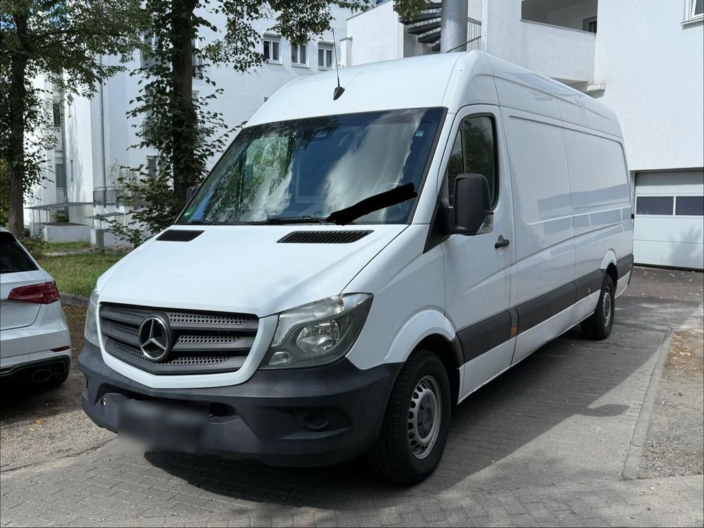 Image of Mercedes-Benz Sprinter