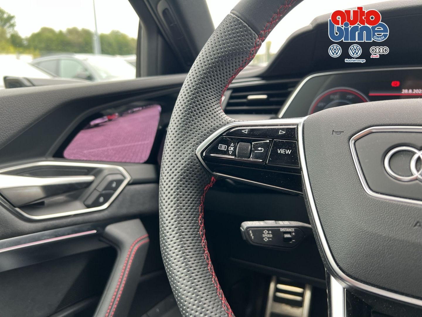 SQ8 e-tron Sportback quattro Allrad HUD Luftfede