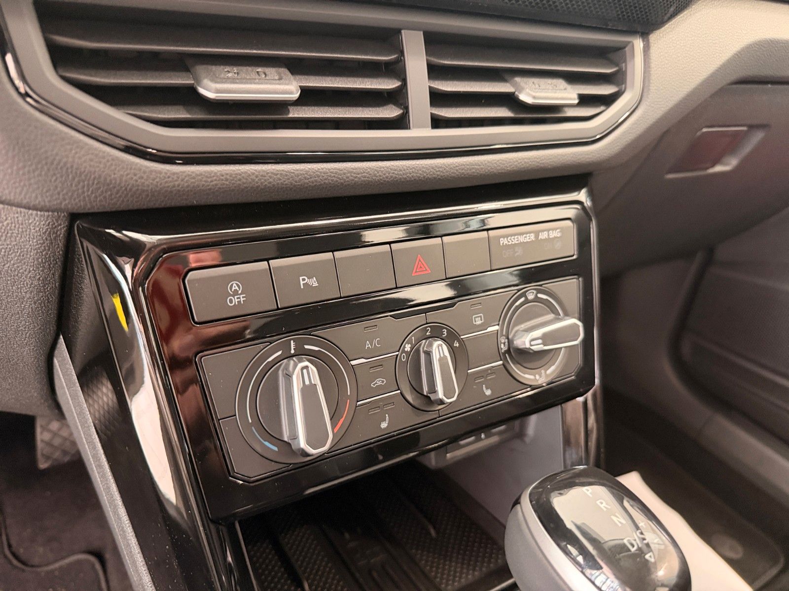Volkswagen T-Cross - Bild 18