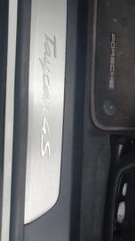صورة 9 لـ 2020 Porsche TAYCAN