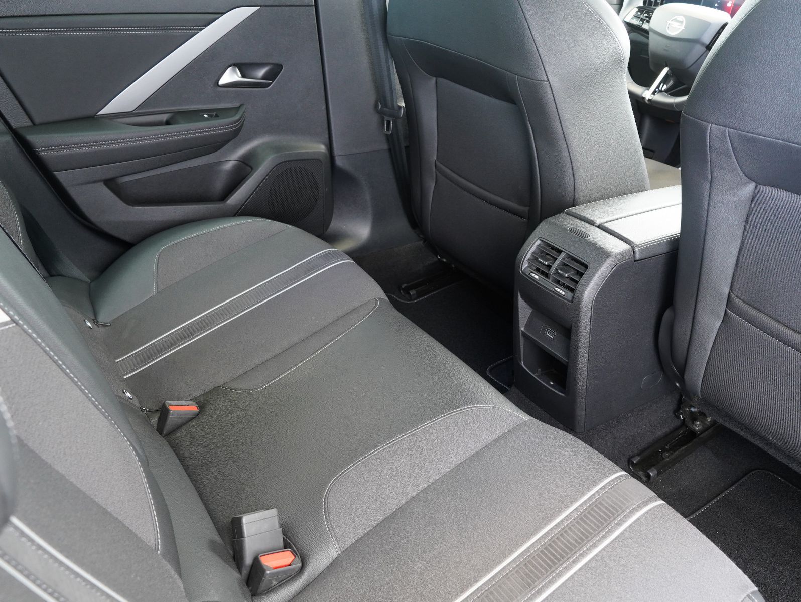 Fahrzeugabbildung Opel Astra L 1.2 Turbo GS LED/INTELLILUX/ACC/AHK/360°