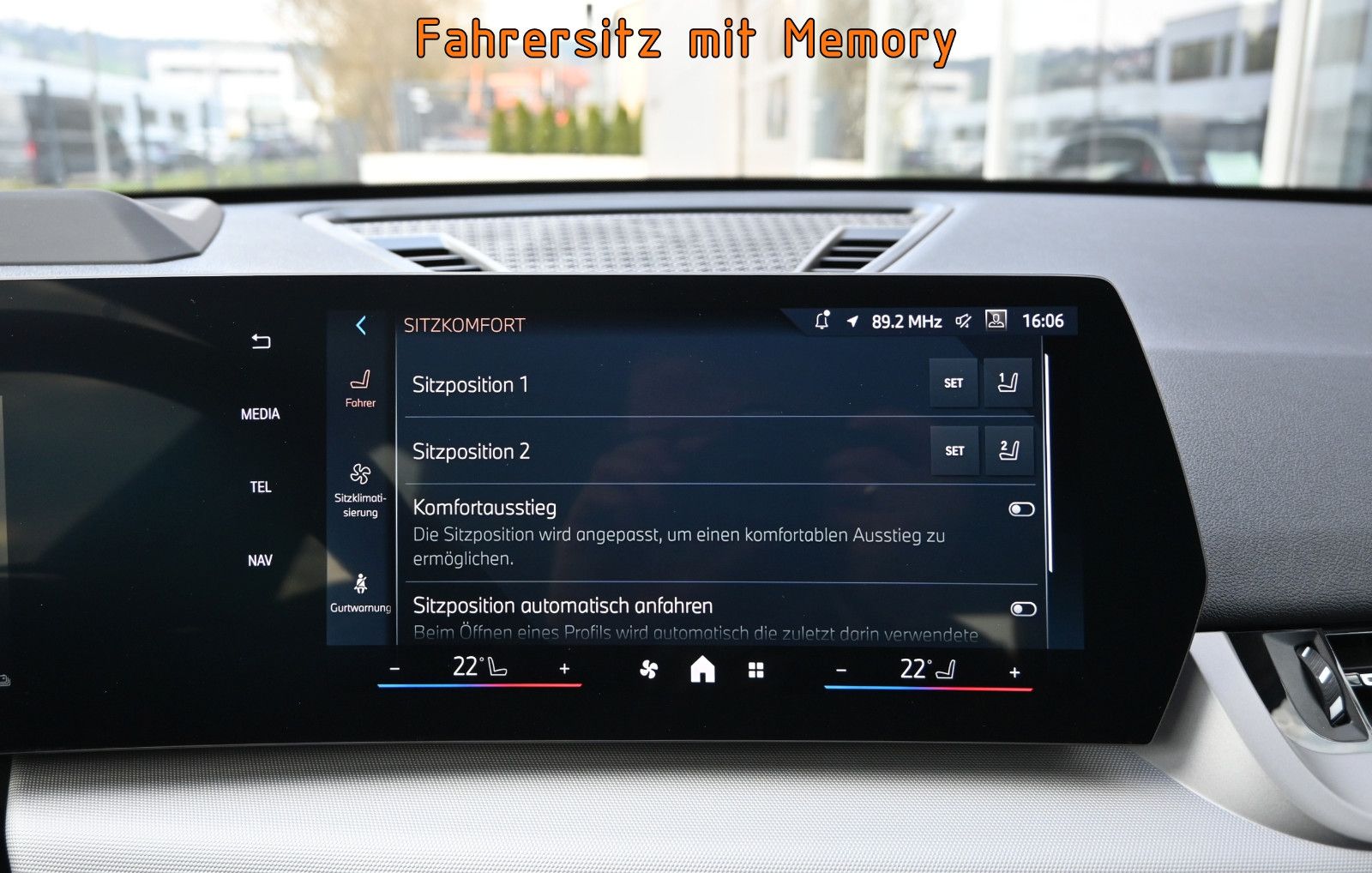 Fahrzeugabbildung BMW X1 xDrive25e Aut. °AHK°HEAD-UP°360°-KAM°MEMORY°
