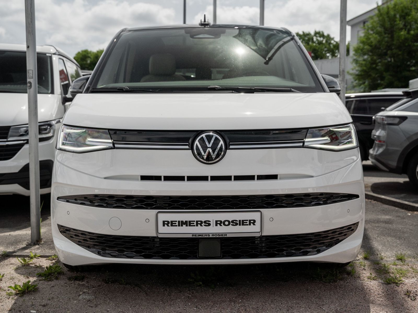 Volkswagen T7 Multivan Edition LÜ Hybrid LED+NAVI+AHK+PANO imagem 3
