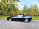 Corvette C6 Cabrio 6 Gang Automatik, Deutsche Erstauslief - schwarze Corvette C6