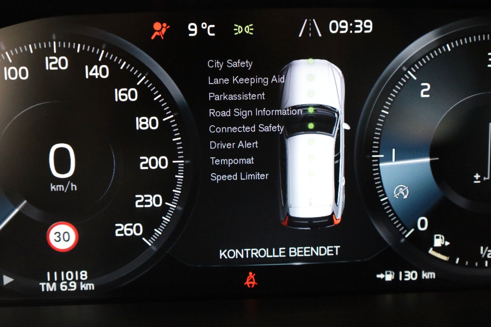 Fahrzeugabbildung Volvo XC60 D4 MomentumPro,Leder,Navi,LED,Kamera,SH,PDC