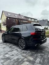 BMW X7 xDrive40i  M-Sport, Massage, Pano, Laser, HUD - BMW X7 xDrive40i Gebrauchtwagen