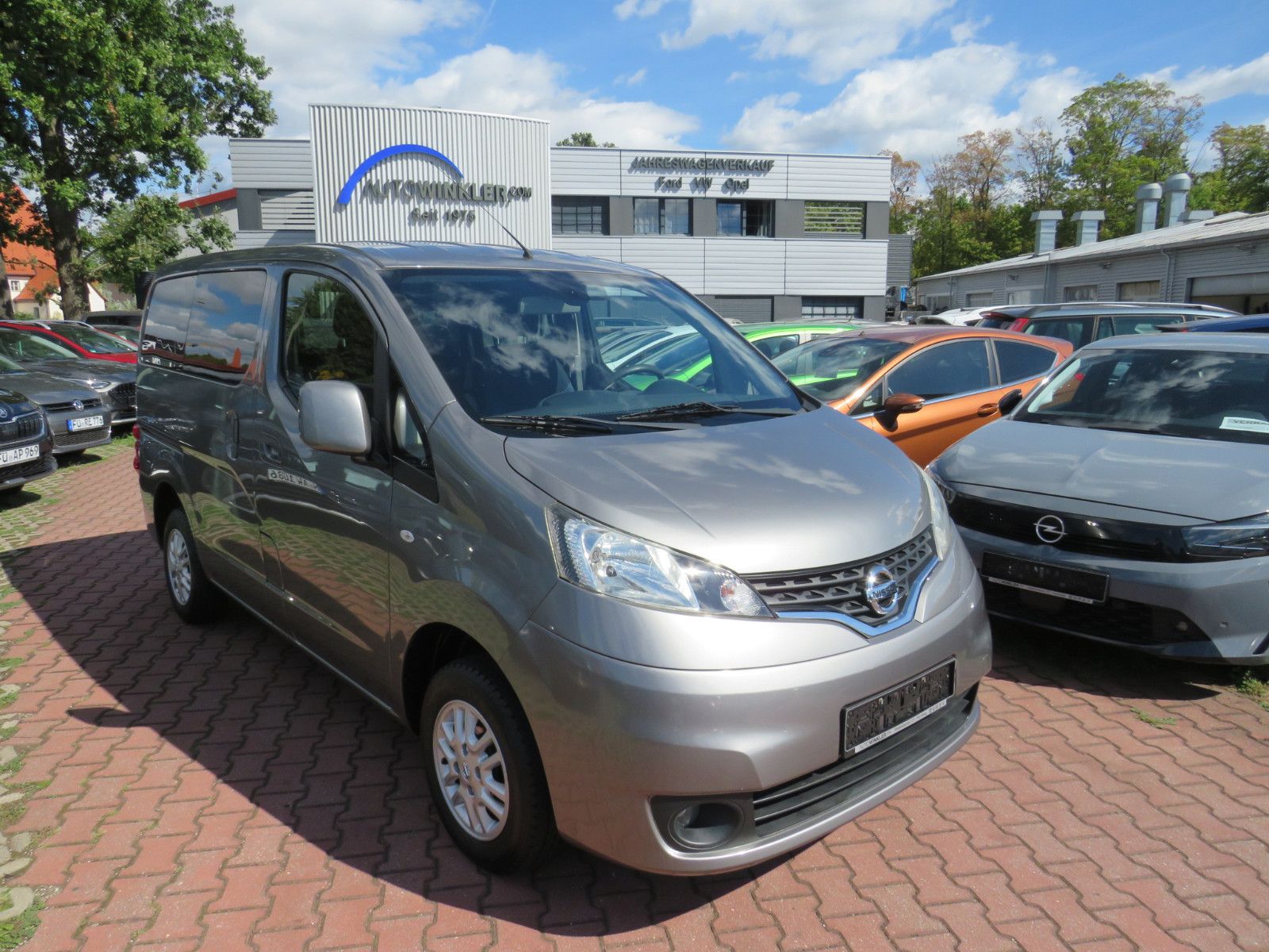 Nissan NV200