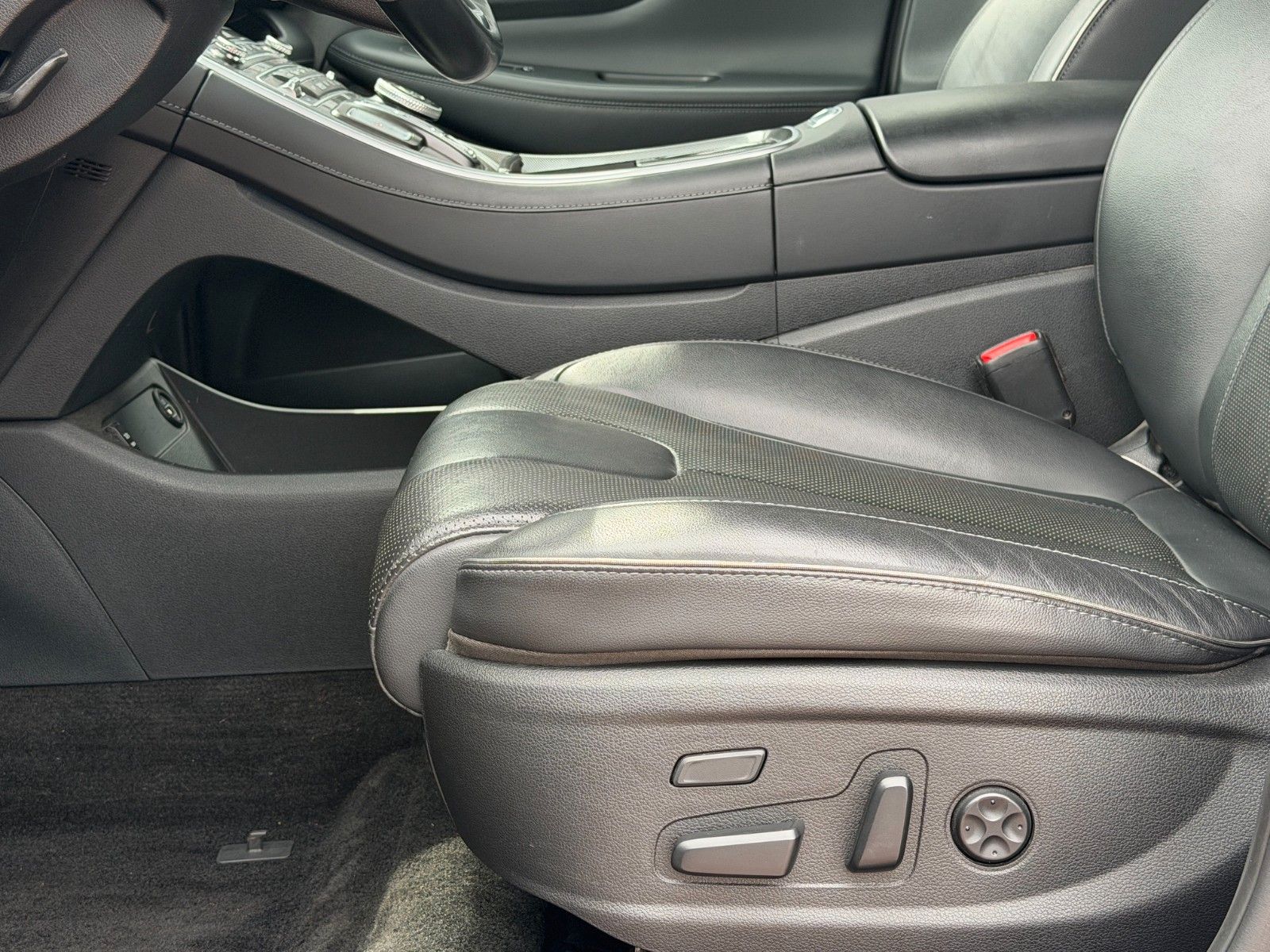 Fahrzeugabbildung Hyundai SANTA FE 1.6 T-GDI Plug-In-Hybrid Prime *ACC*360