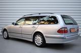 Mercedes-Benz E 200 T Elegance+Nur61.000km+Schiebedach - gebrauchte Mercedes-Benz E-Klasse aus dem Jahr 2001