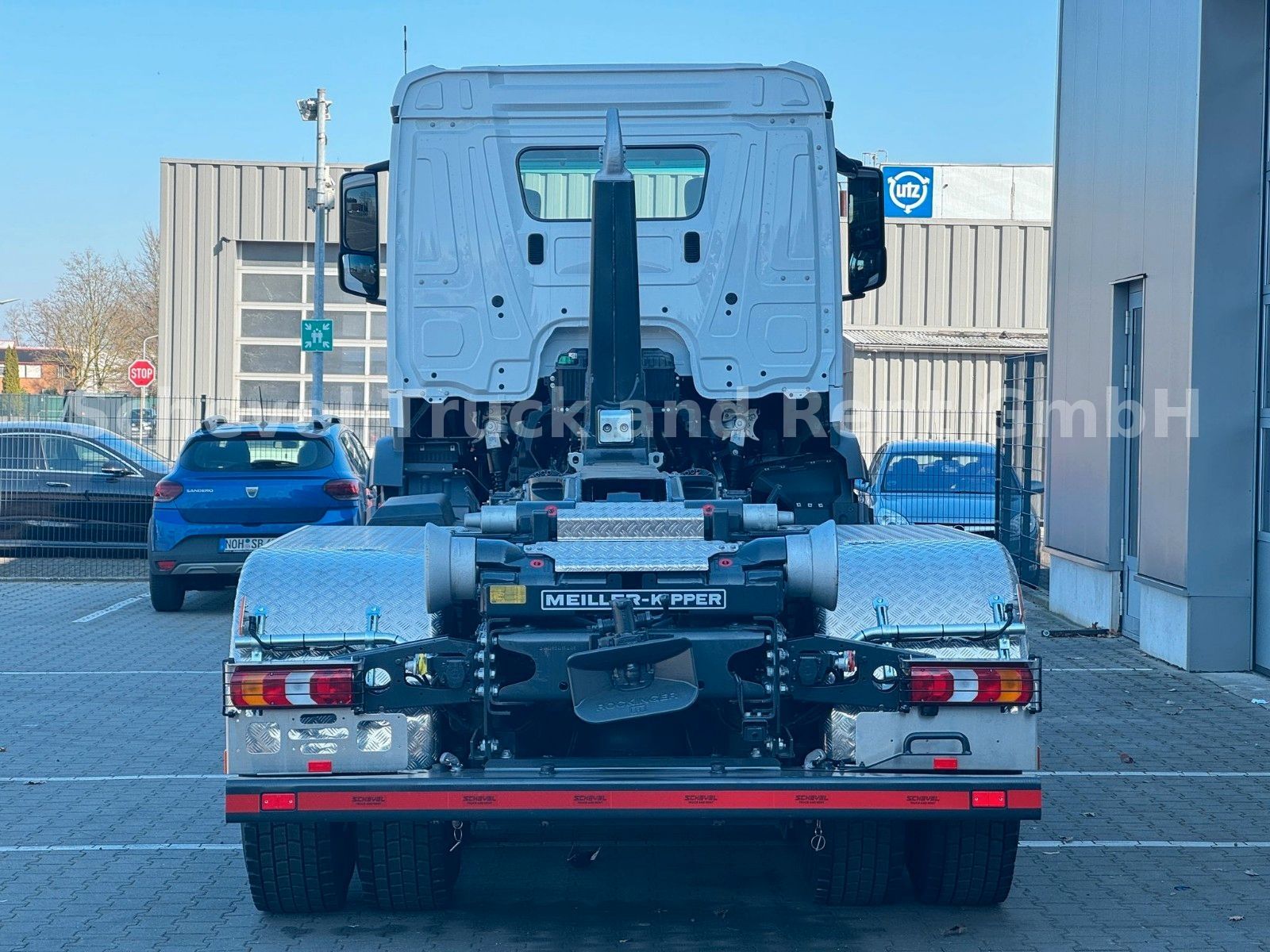 Fahrzeugabbildung Mercedes-Benz Arocs 3351 MEILLER RS 21.60 / Winterdienst 9t.VA