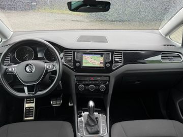 Volkswagen Golf - 9