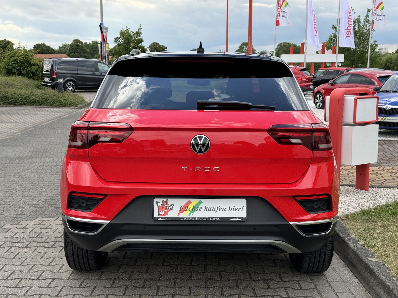 Fahrzeugabbildung Volkswagen T-Roc Sport 1.5 Beats/1.Hd/LED/Navi/ACC/Spur/VZE