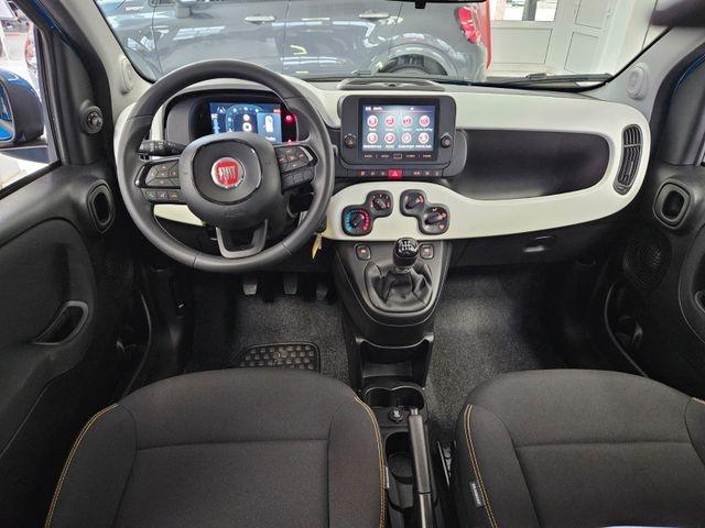 Fiat Panda 1.0 Pandina Cross-digitales Cockpit Apple 