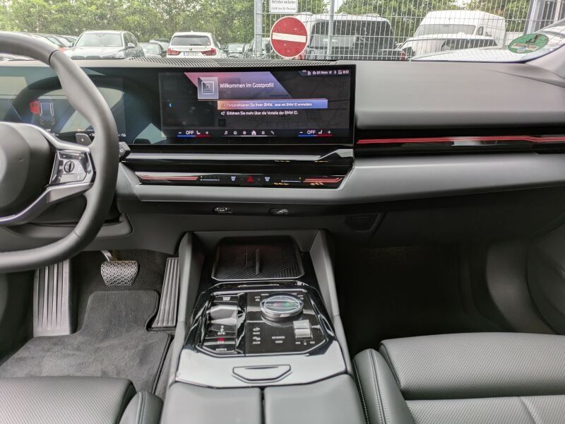 BMW 530e Tour. Park.Ass. Driv.Ass. Navi foto 10