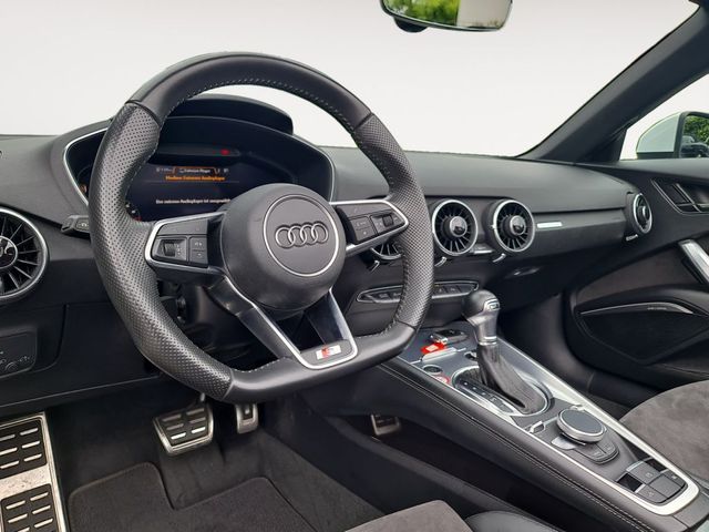 TT Roadster 45 TFSI quattro S tronic