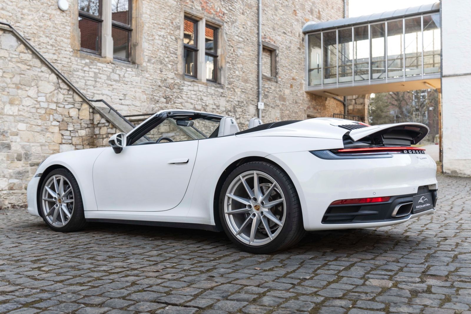 Fahrzeugabbildung Porsche 911 Carrera Cabrio PASM 360° BOSE TOTW NAV PDK