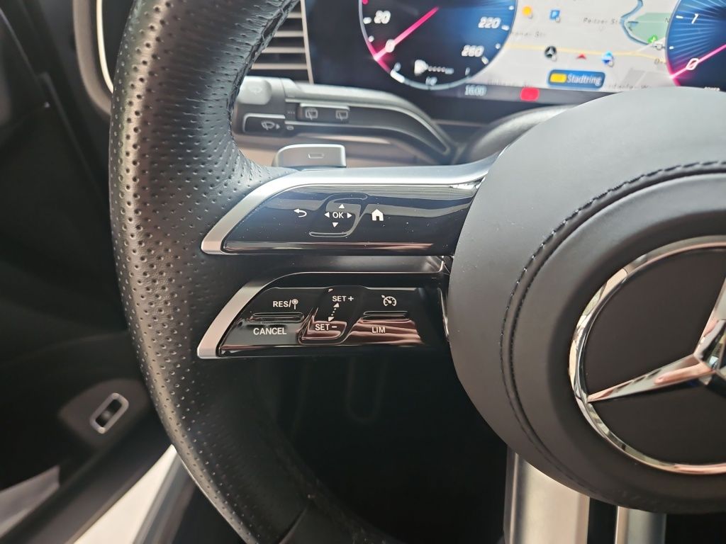 Fahrzeugabbildung Mercedes-Benz GLE 450 d 4M AHK Pano Airmatic 360° LED Sound
