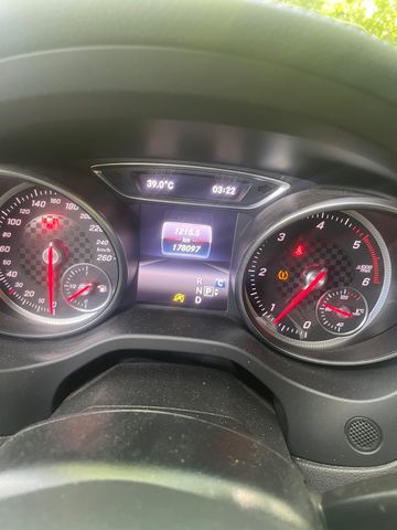 MERCEDES-BENZ A 200 d 4MATIC Activity Edition DCT Activity...