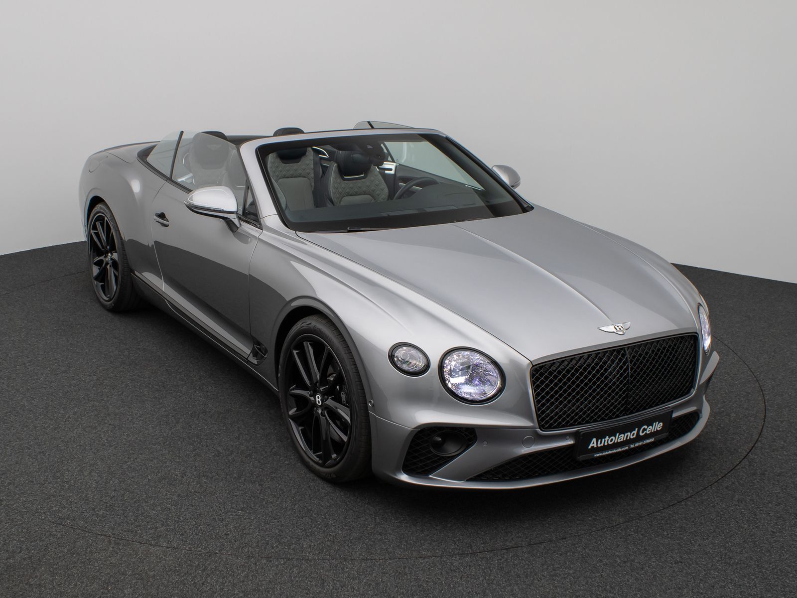 Fahrzeugabbildung Bentley Continental GTC W12 Mulliner 360°HUD NightVision