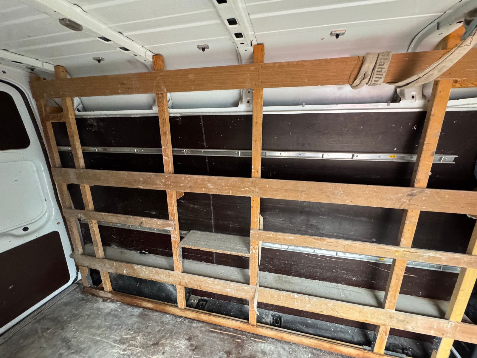 Fahrzeugabbildung Ford Transit Kasten FT 350 HOCH & LANG KLIMA H.REGALE