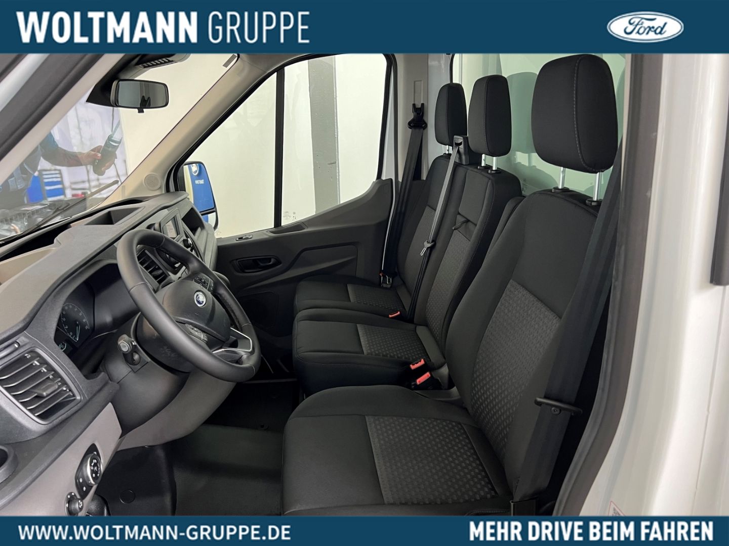Fahrzeugabbildung Ford Transit Einzelkabine 5,0 to Dreiseitenkipper, 2,