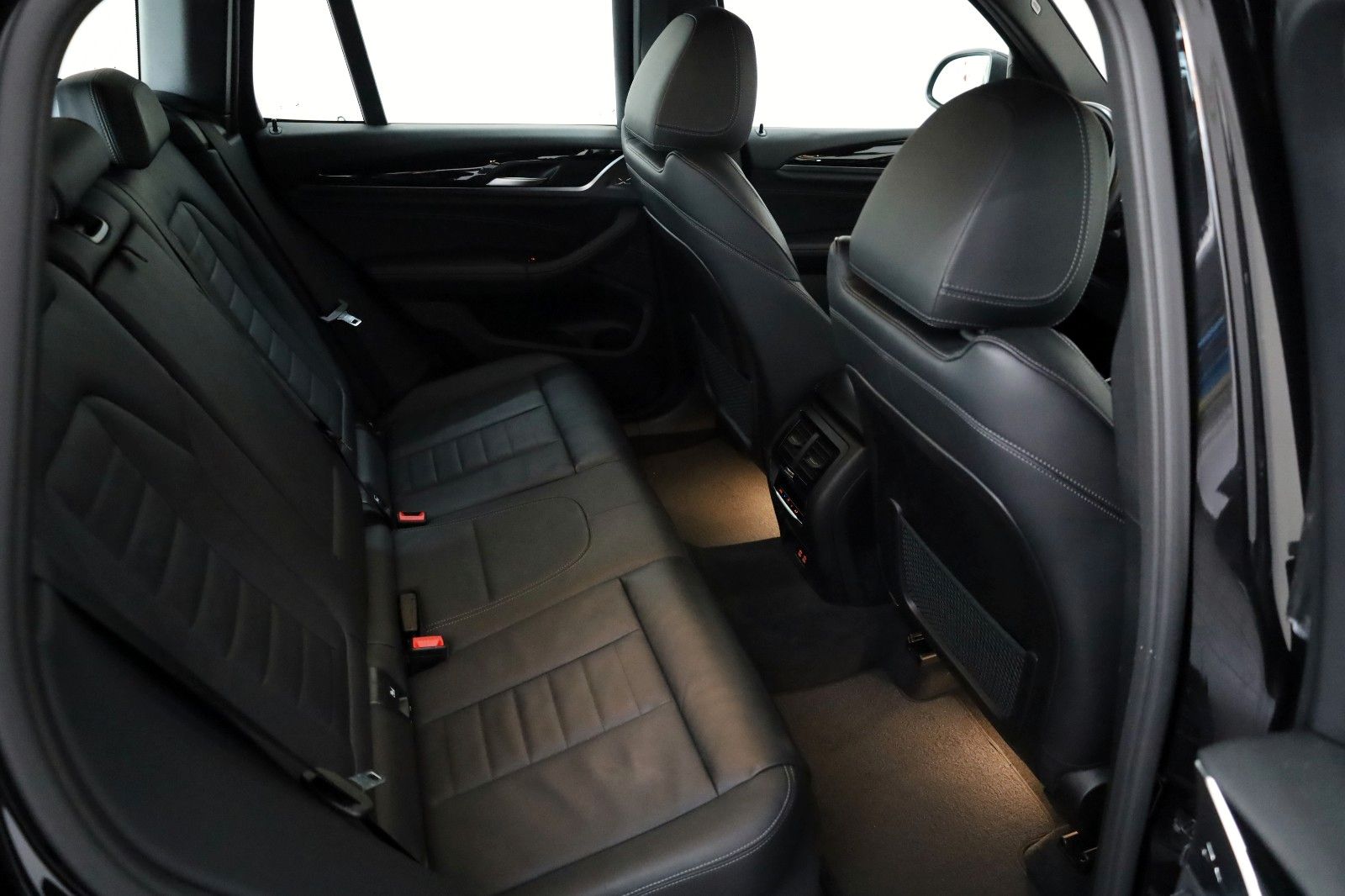 Fahrzeugabbildung BMW X3 xDrive 30 e,Leder,Navi,LED,SH,Kamera,Facelift