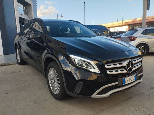 MERCEDES-BENZ Mercedes-benz GLA 200 d Automatic Business