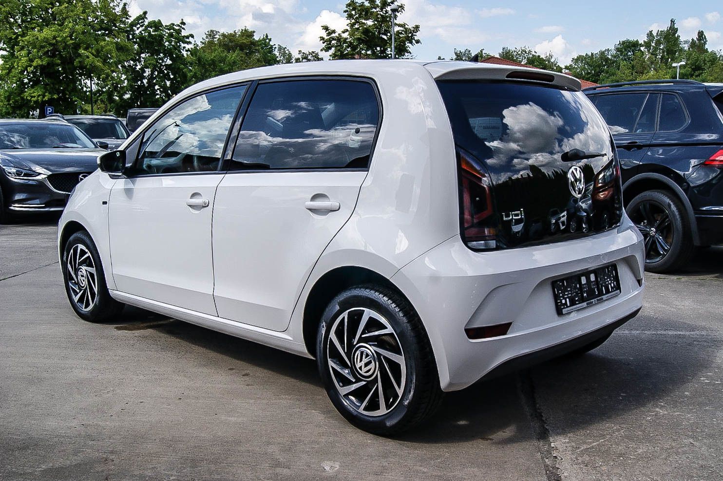 Fahrzeugabbildung Volkswagen up! 1.0 JOIN KLIMA SITZHEIZUNG BLUETOOTH 5-TÜRIG