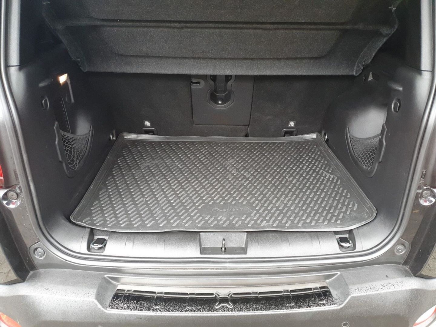 Fahrzeugabbildung Jeep Renegade Limited FWD 1.3 T-GDI - Night Edition -