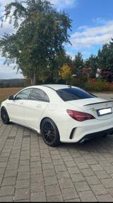 Mercedes-Benz CLA 45 AMG Mercedes-AMG CLA 45 4MATIC DCT Me... - gebrauchte Mercedes-Benz CLA 45 AMG aus dem Jahr 2017
