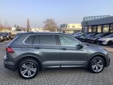 Volkswagen Tiguan 2.0 TSI Highline 4Motion R-Line-Paket AHK - VW Tiguan Gebrauchtwagen in Erfurt