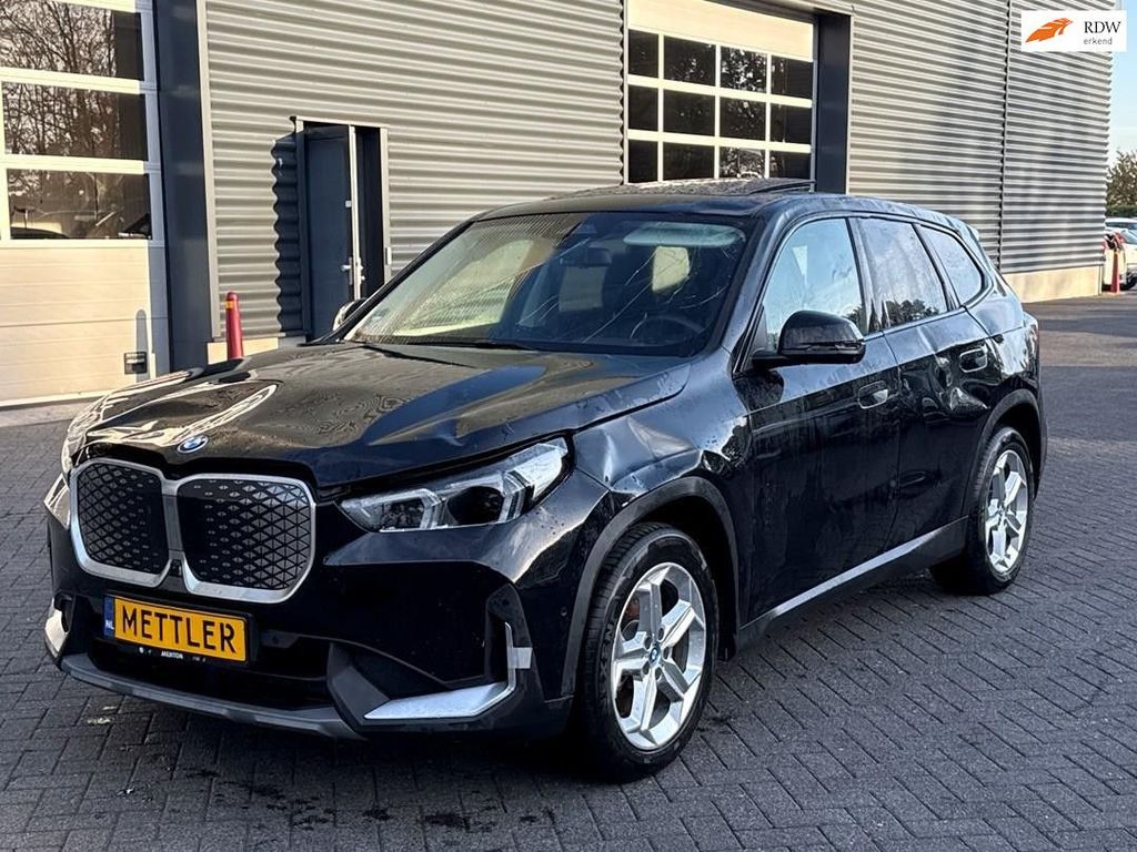 Image of BMW iX1