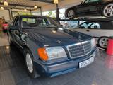 Mercedes-Benz S 300 W 140 aus 2 . Hand H-Kennz./Scheckheft - Mercedes-Benz S 300 mit Benzin-Antrieb