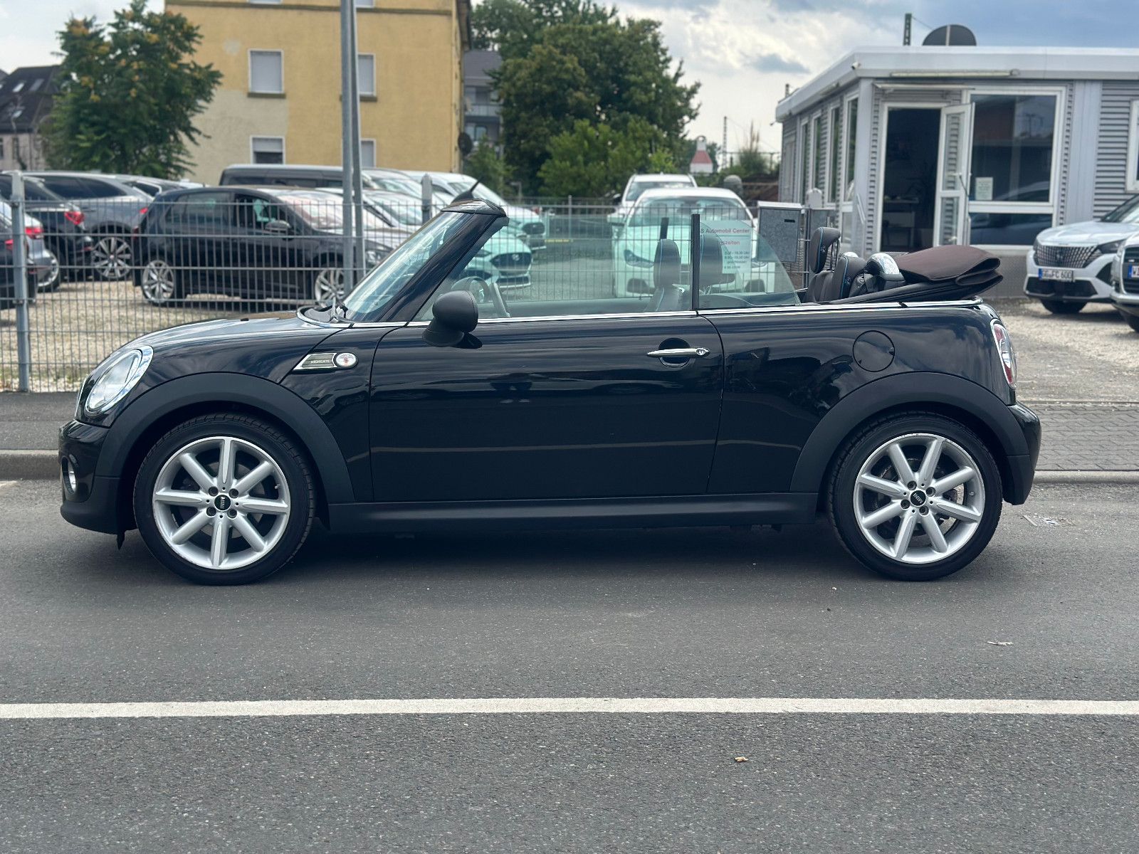 Fahrzeugabbildung MINI ONE CABRIO HIGHGATE*SONDERMODELL*
