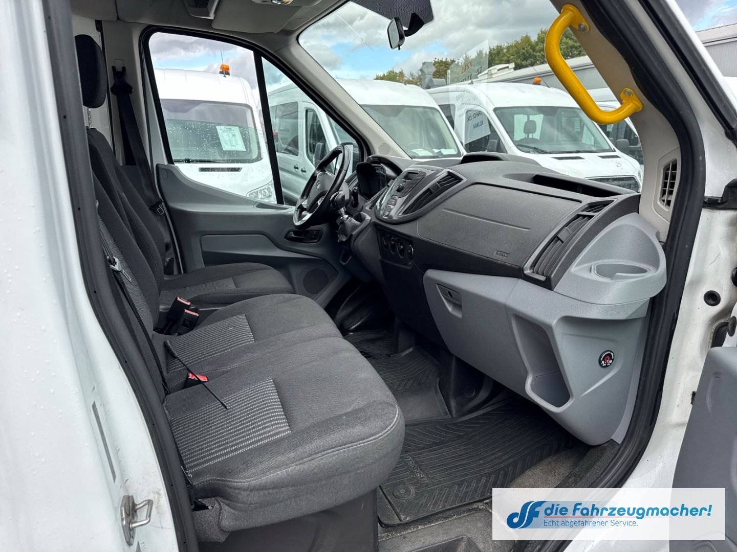 Fahrzeugabbildung Ford Transit Kombi 350 L3 Trend 2.2 TDCi DPF *7211 *K