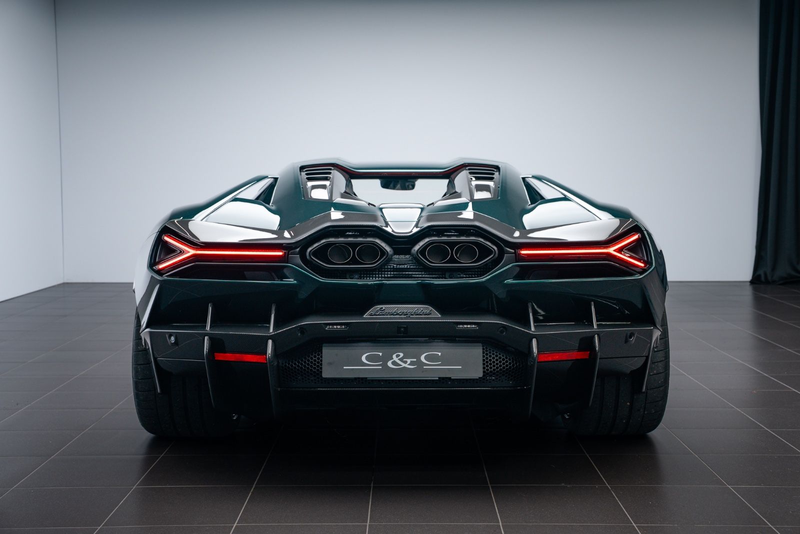 Fahrzeugabbildung Lamborghini Revuelto FULL CARBON/LIFT/PASSENGER/MY 26