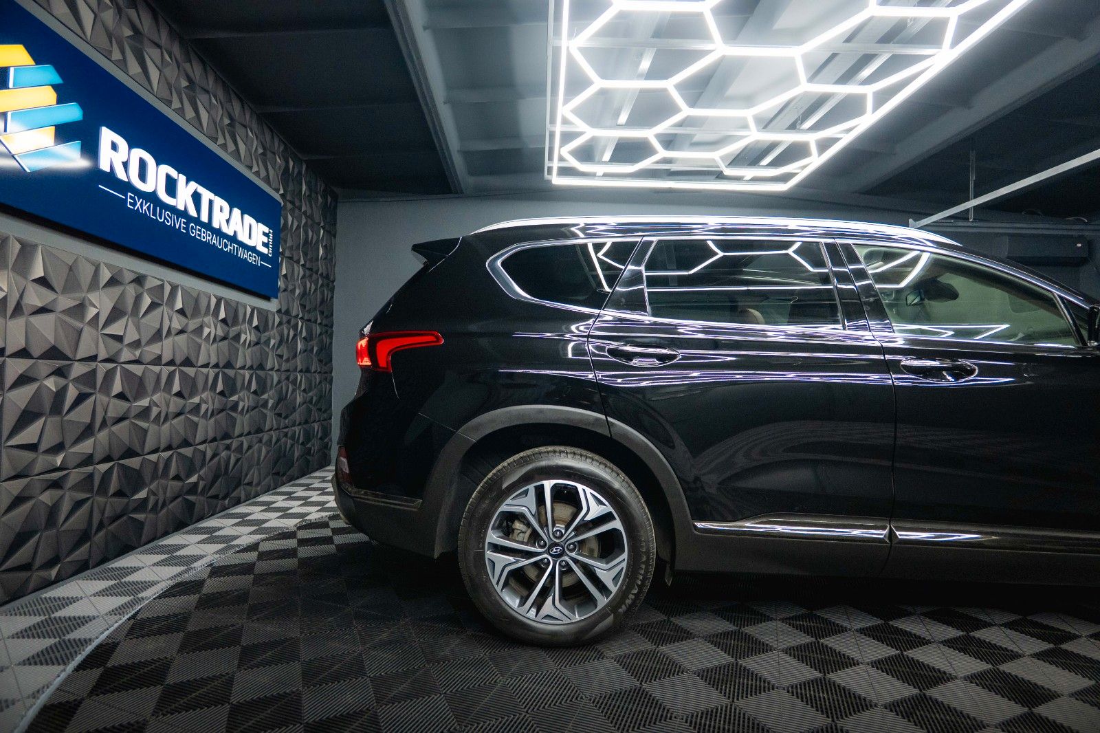 Fahrzeugabbildung Hyundai SANTA FE Premium 4WD 8G *Pano*360*LED*ACC*HUD*