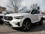 Volvo XC40 T2 Plus Dark - Volvo aus 2023